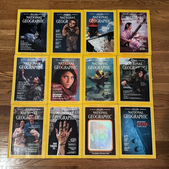 National Geographic Other - National Geographic: Complete 1985 Issues with Maps